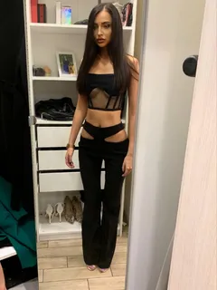 Kristall escort in Paris