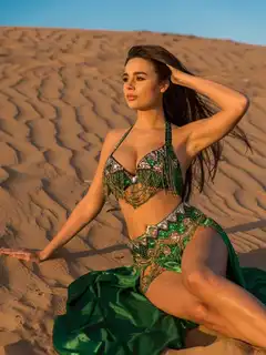 Christina escort in Paris