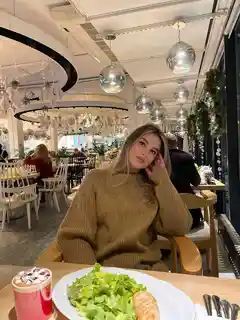Camelia escort in Paris